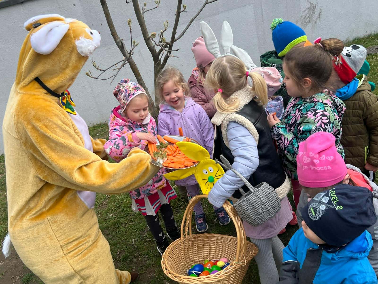  Dzieci w przebraniach